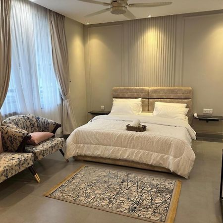 Hotel La Orilla 穆扎法拉巴德 外观 照片