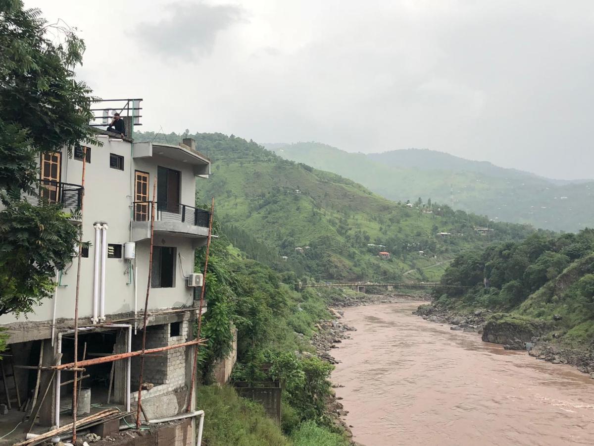 Hotel La Orilla 穆扎法拉巴德 外观 照片