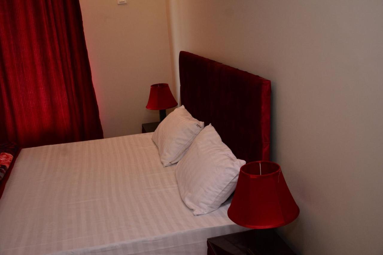 Hotel La Orilla 穆扎法拉巴德 外观 照片