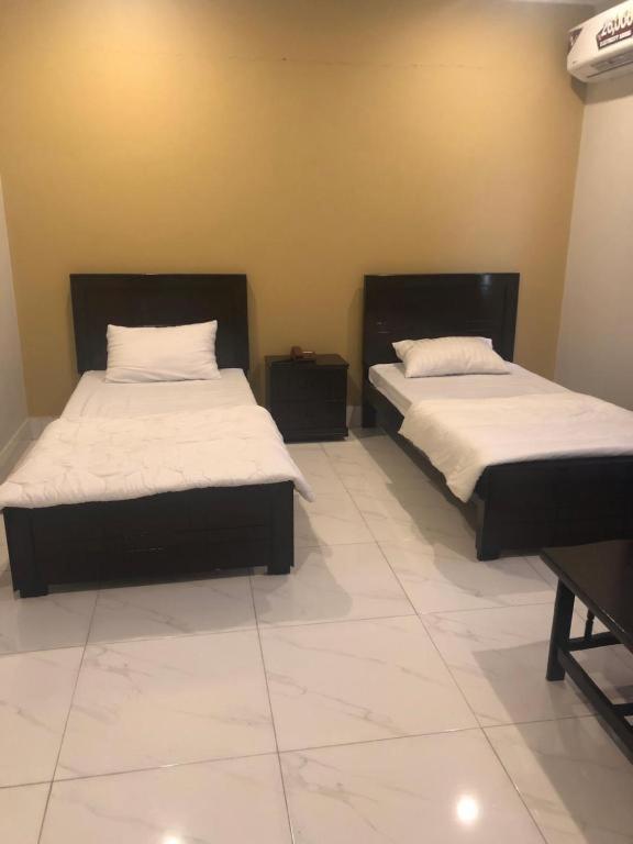 Hotel La Orilla 穆扎法拉巴德 外观 照片